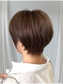 丸みショート　フェイスレイヤー　前髪あり