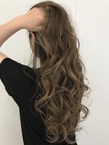 ディー エメ(D-aimer-)&nbsp;モノトーンアッシュで重ふわウェーブ【デザインカラー】