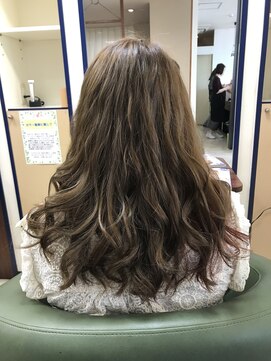 リル 住之江(LiL') 【光から透ける透明感】柔らかメルティーパールカラー