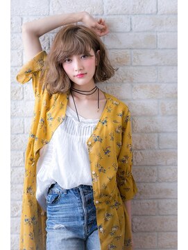 ヘアーアートシフォン 川口東口店(hair art chiffon) Wカラー&耳かけで小顔無造作な伸ばしかけマッシュ大人ボブ 川口