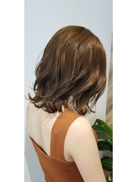 コマチ(comachi) 肩したボブ