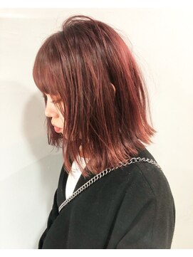 サングース(Sungoose) sungoose tokyoネオウルフ毛先パーマフォギーベージュ耳かけ