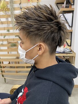 キューズ クラブ(cuz KLUB) 【cuzKLUB】ツーブロックショート×ハイライト