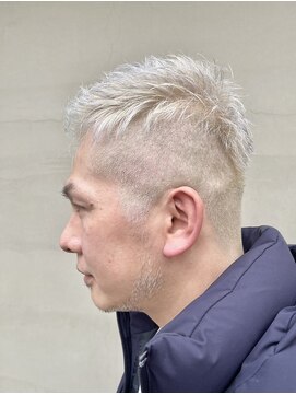 ヘアー アイス ルーチェ(HAIR ICI LUCE) ブリーチ☆ホワイト&ペールカラー&白髪染め&グレイヘア/担当井上