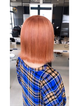 リア 近鉄八尾店(Lia) オレンジカラー/ピンクオレンジ/暖色カラー