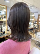 ネオリーブ チロル 横浜西口店(Neolive CiroL.)&nbsp;マロンベージュ くびれミディ アッシュカラー