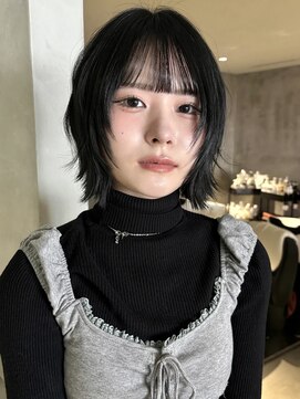 ハウ 心斎橋(how) 10代20代透明感暗髪アッシュブルーグレージュレイヤーボブ