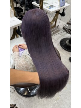 ロンド レア 天神大名店(Lond Le’a) ミディアムヘア/フェイスフレミング /暗めカラー/デザインカラー