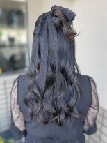 オウルヘアー(Owl hair) ハーフアップ/黒リボン/結婚式アレンジ