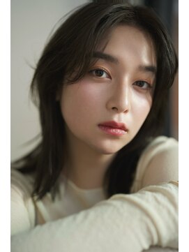 イグレックビス(igrek bis) 顔周りカット/ダークブラウン