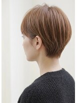 レウナ 外苑前(Reuna)&nbsp;大人可愛いショート　似合わせショート　耳かけ