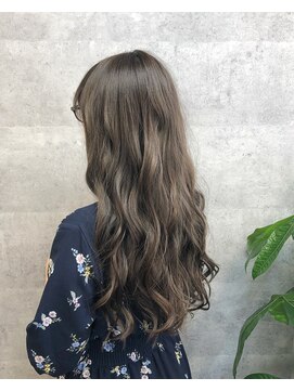 キャラ シャローネ 池袋(Chara Chalone) ブリーチ無しのナチュラルグレージュ/ロング【池袋/本松】