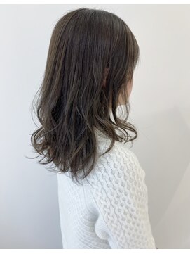 トリート 浦安店(TREAT) スウィングレイヤー×ブルーベージュ_TREAT浦安