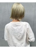 切りっぱなしボブ/デザインカラー/ハイトーンカラー