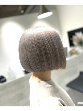 シエラ 心斎橋(CIERA.) CIERA.ショートボブ×シルバーアッシュ