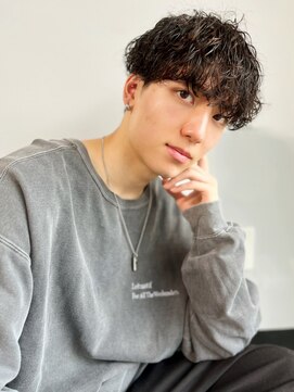 ルアナ(Luana) 波巻きスパイラルパーマ　ウェーブマッシュ