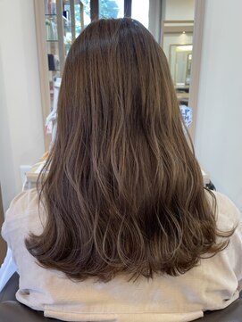 アルターリール(aL ter Rire) シアベージュ/イルミナカラー/澤瑞絵