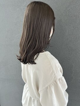 イロ プラス 南田宮店(iro+) 【nobuyo】Olive greige