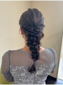 お呼ばれヘアアレンジ編みおろし