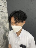 プライズ アイリス 池袋東口店(prize Iris)&nbsp;メンズセンターパート／ツイストスパイラルパーマ／ワンホンヘア