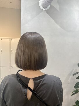 エイト プラット 渋谷2号店(EIGHT plat) グレージュ　ブリーチカラー　1/31