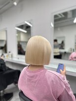 シー 池袋(SHE)&nbsp;ホワイトブロンド