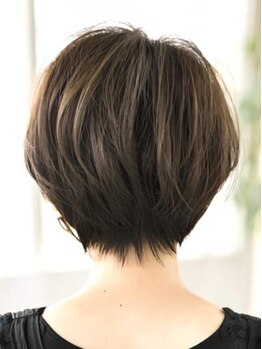 つきヘアー(つきhair)の写真/高い技術をもつベテランスタイリストが貴方の"なりたい"を叶える。自然なショートは《つきhair》にお任せ♪