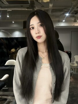 【みせいちゃん】大人上品な髪色 髪質改善ストレート 渋谷