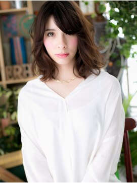 カバーヘア ブリス 志木南口駅前店(COVER HAIR bliss) 斜めバングくせ毛風小顔くすみカラーミディh4志木20代30代40代