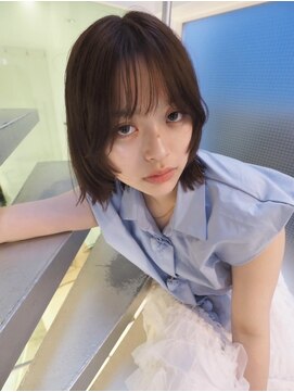 シキ 渋谷(siki) ベージュカラー/ブリーチなしダブルカラー/赤 み消し/渋谷/原宿