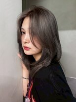 アルバム 新宿(ALBUM SHINJUKU)&nbsp;前髪カット顔周りレイヤー暗めカラーロング韓国ヘア_F1083