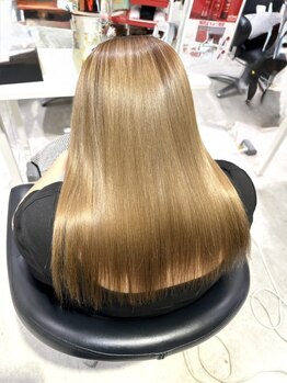 イロアイ(iro I)の写真/【多治見】トリートメントでしっかり補修し、ツヤと潤いを与えてくれる♪あなたの髪を内側から輝く美髪に*