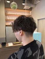 ハロ 蕨(HALO)&nbsp;波巻きパーマ【阿部佑香】