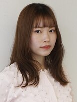 シルフィ(sylph)&nbsp;優しいブラウンと自然な動きのミディアムレイヤー◎白髪染め