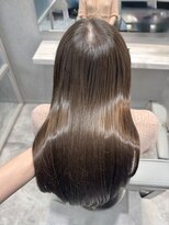 ファイブ ノーヴル カラット(5 Noble ct.) 暗めオリーブベージュカラー