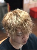 金髪ゆるふわツイスト
