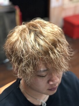 ワンウェイ(ONE WAY) 金髪ゆるふわツイスト