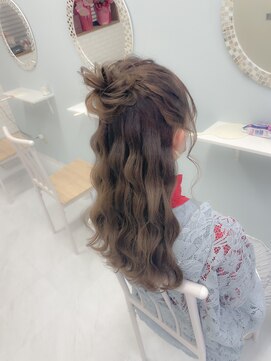 シェリング(Chering) ハーフアップ