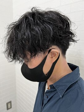 アールプラスヘアサロン(ar+ hair salon) 波巻き×ツイストスパイラルパーマショート