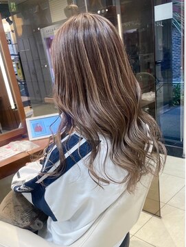 ブラウン(Brown) ハイライトカラー