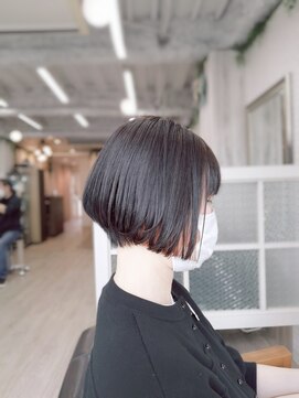 プレジール (Plaisir) 小顔　ショートボブ　30代40代50代60代　白髪染め