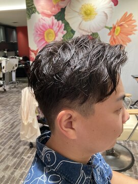 リリーコナー 武蔵小杉(LilyConnor) 武蔵小杉/メンズ/ヘッドスパ/眉毛/バーバー/フェード