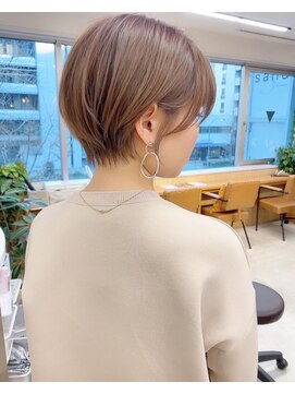 エニ 自由が丘(ENi) 黒髪/グレーベージュ/レイヤーロング/前髪パーマ[自由が丘駅]