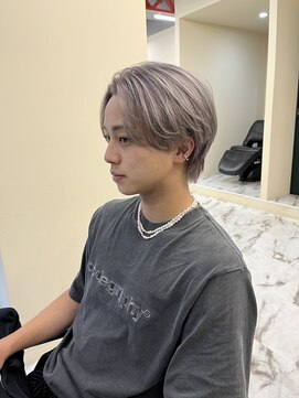 ソラ 表参道(SORA) ブリーチ、ニュアンスパーマ、センターパート、韓国ヘア