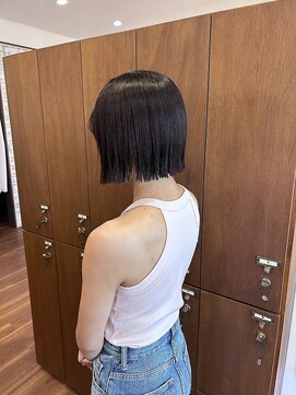 ルプラ ブリリアント(le-pla brilliant) ぱっつんボブ×ボルドーカラー