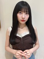 トリッカ シブヤ(TRICCA SHIBUYA)&nbsp;ぱっつん前髪/地毛カラー/ストレートヘア/小顔カット/顔周り