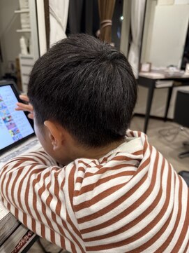 コア フィール ア デイ(COIFFURE A DAY) 新規お得クーポンあり【見附　今町】メンズキッズスタイル
