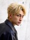 メンズフィール 心斎橋(MENS FEEL)の写真/【心斎橋徒歩2分】まっすぐ過ぎない自然に曲がる縮毛矯正でクセ毛を抑えつつ、パーマ風のウェーブを再現◎