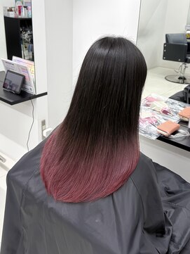 アライブ キチジョウジ(ALIVE Kichijoji) ぱつっとしないピンクグラデーションカラー