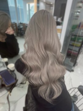 ラピス 渋谷本店(Lapis) シルバー/レイヤーカット/髪質改善/エクステ/バイカルテ